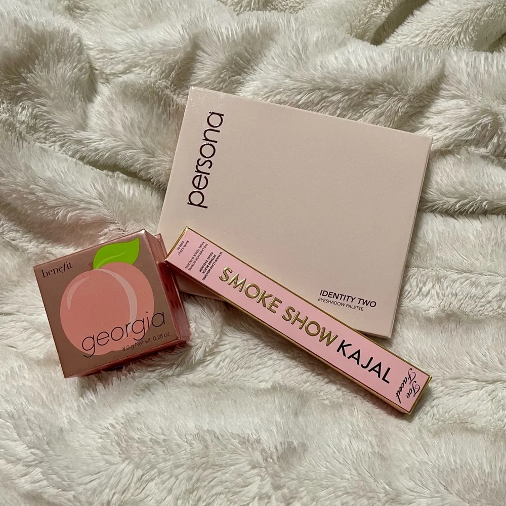 New makeup bundle - Picture 1 of 7